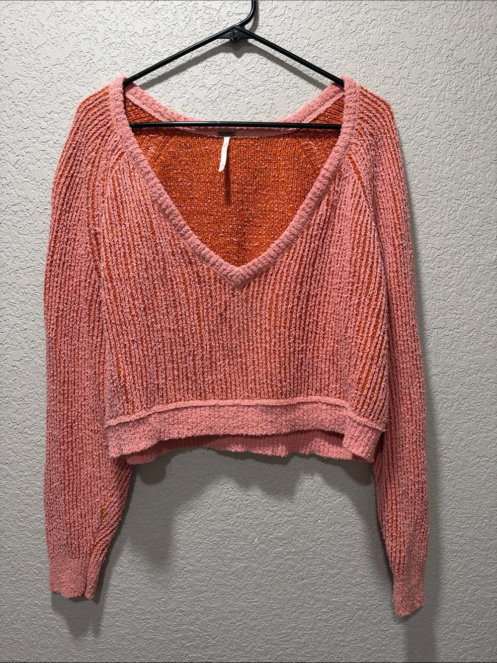 Free People Cropped V-Neck Sweater in Coral Pink